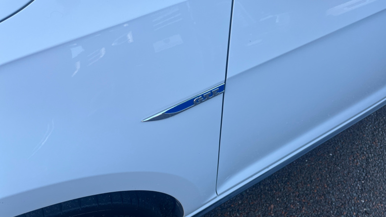 Volkswagen Golf 1.4 TSI GTE Advance 5dr DSG Hatchback